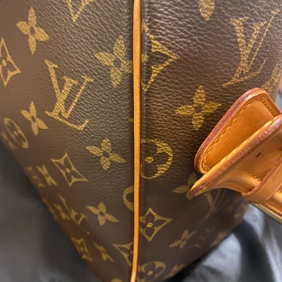 👜AUTHENTIC VIVA CITE LOUIS VUITTON👜 - Picture 11 of 17